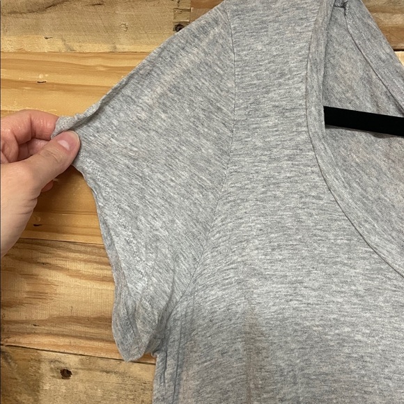 Banana Republic size Medium Light Gray Graphic T-shirt with Rotary Phone on It - Picture 4 of 7